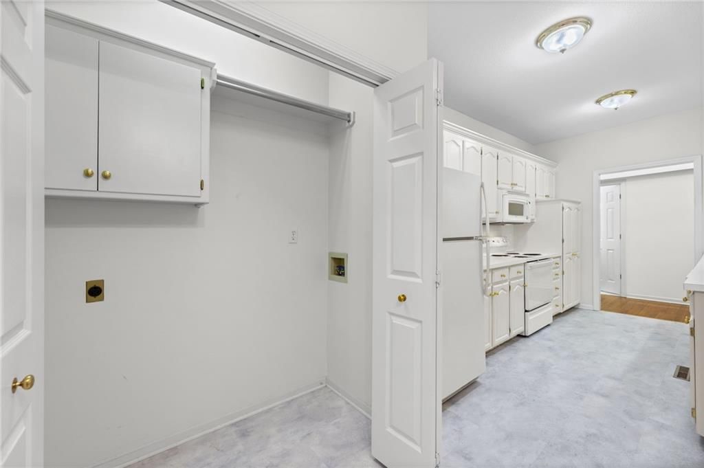 200 SE Ridgeview Drive — photo 14