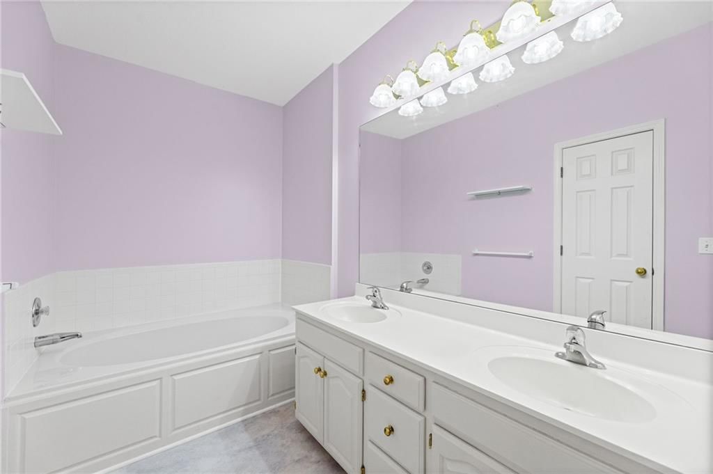 200 SE Ridgeview Drive — photo 21