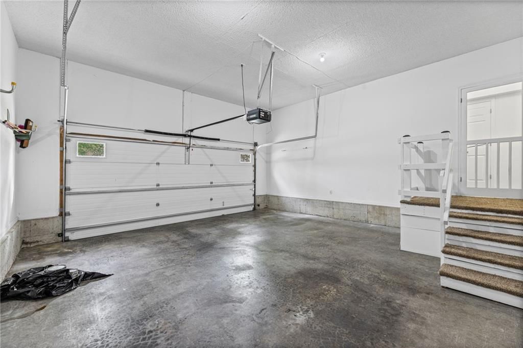 200 SE Ridgeview Drive — photo 38