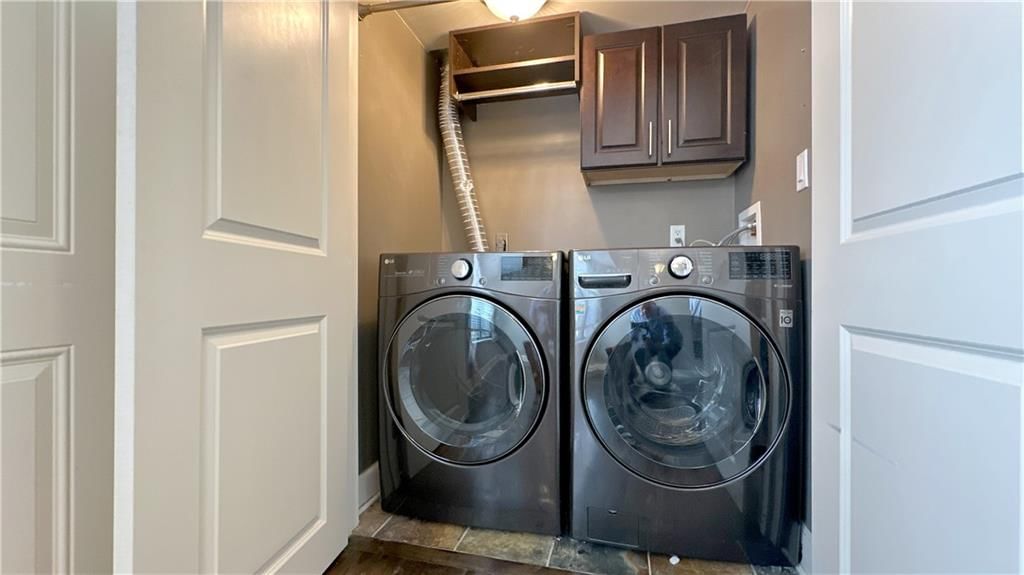 504 W 10th Street — photo 10