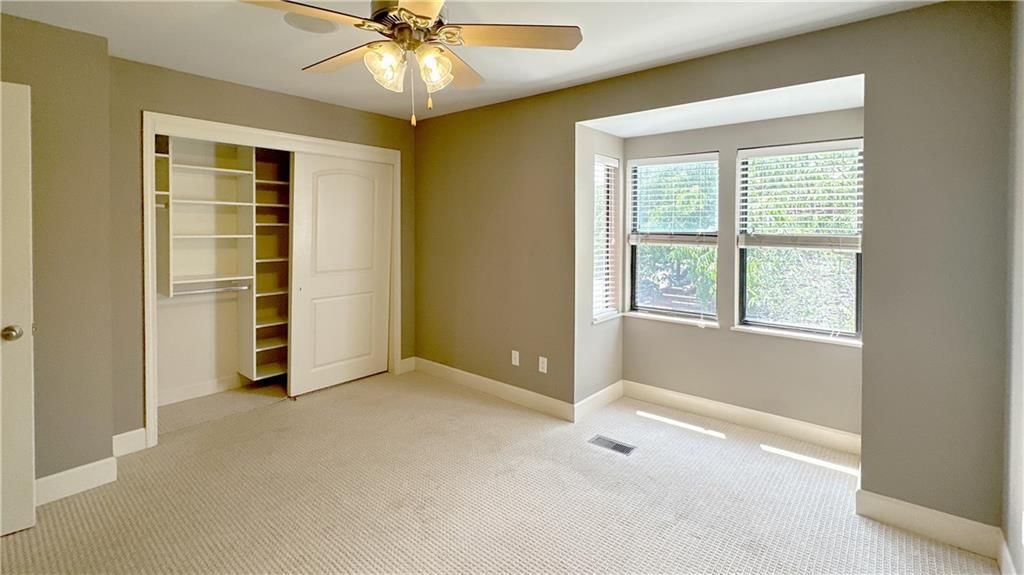 504 W 10th Street — photo 22