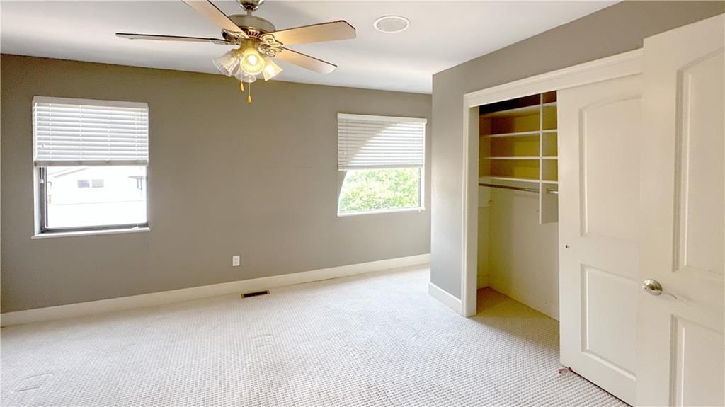 504 W 10th Street — photo 31