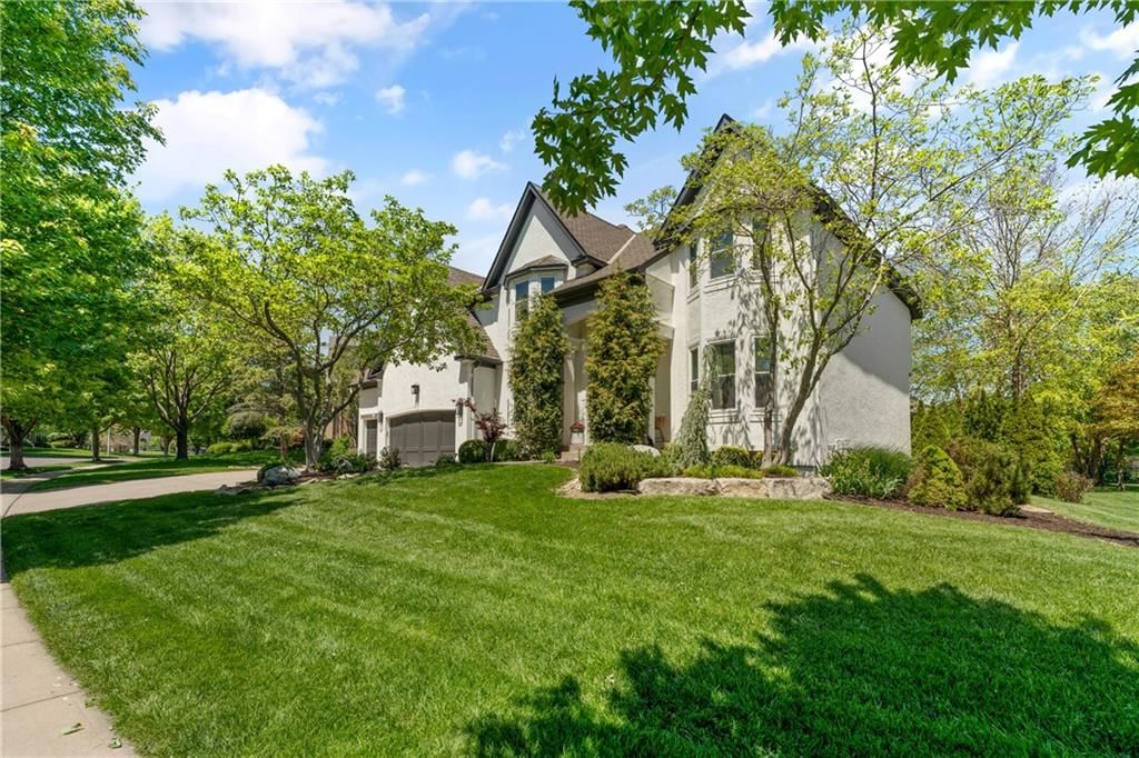 5712 W 146th Street — photo 3