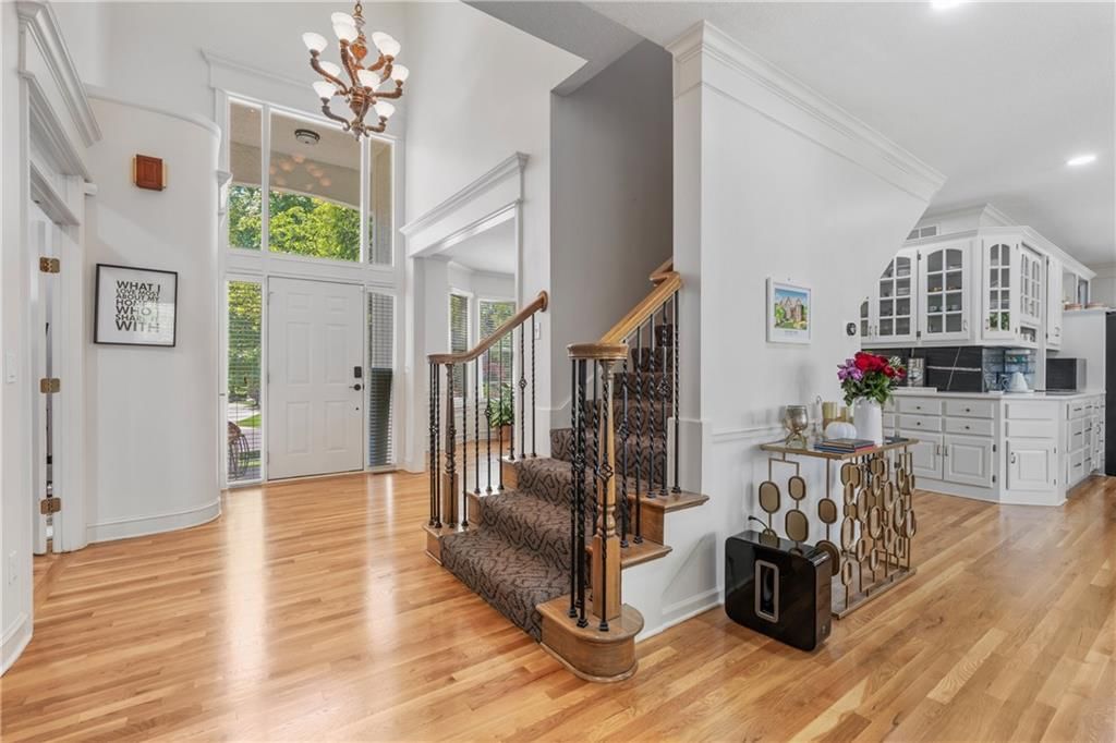 5712 W 146th Street — photo 4