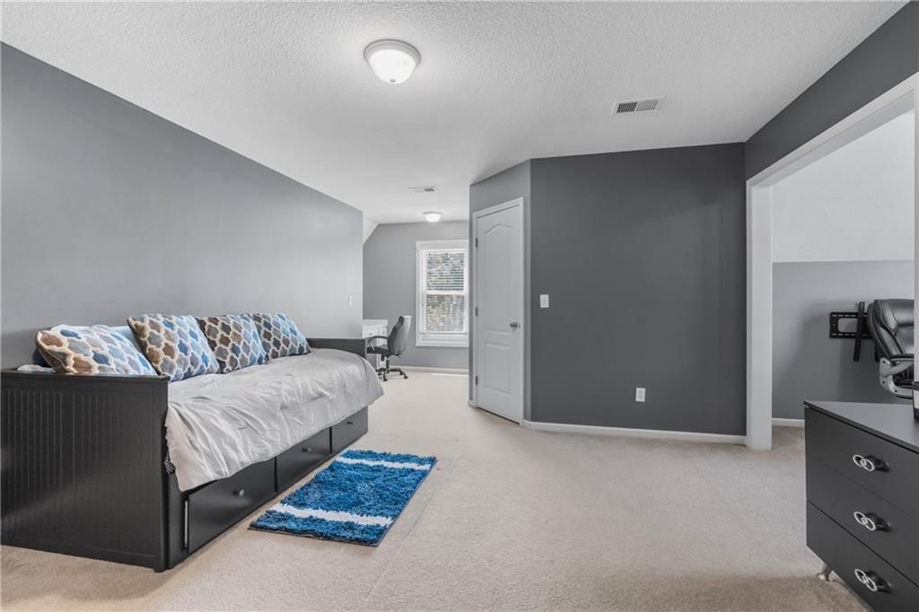5712 W 146th Street — photo 32