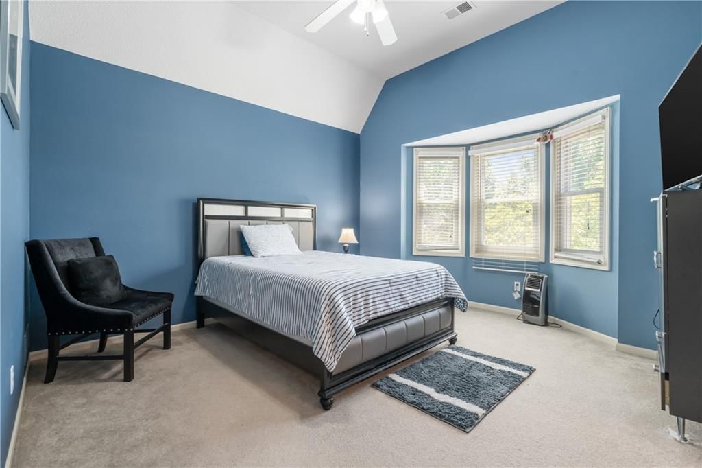 5712 W 146th Street — photo 38