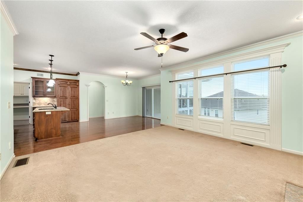 900 SW Olympia Court — photo 10