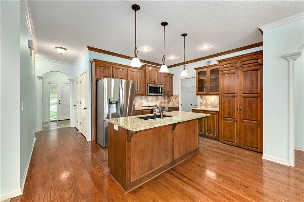 900 SW Olympia Court — photo 12