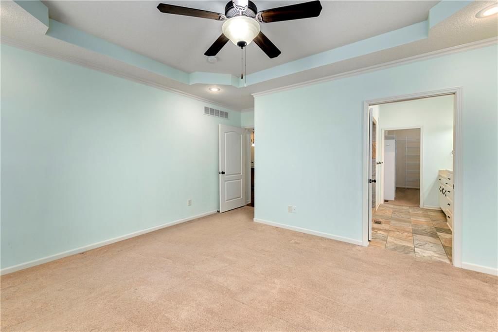 900 SW Olympia Court — photo 18