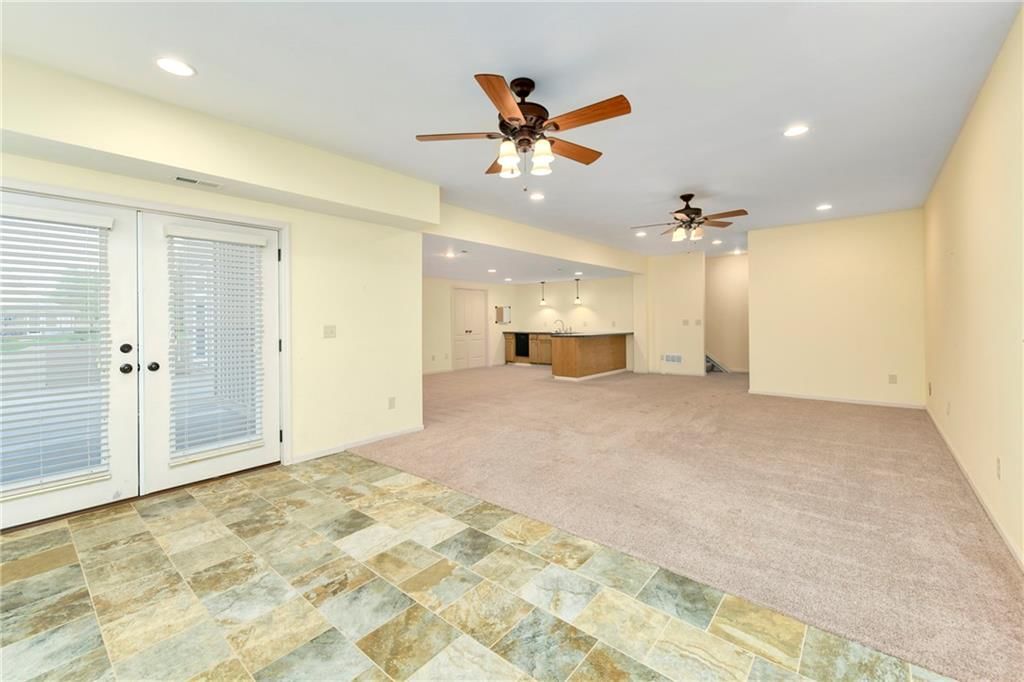 900 SW Olympia Court — photo 35