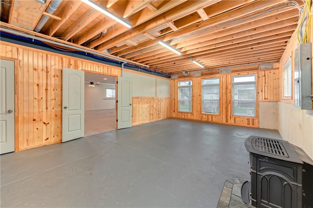 900 SW Olympia Court — photo 37