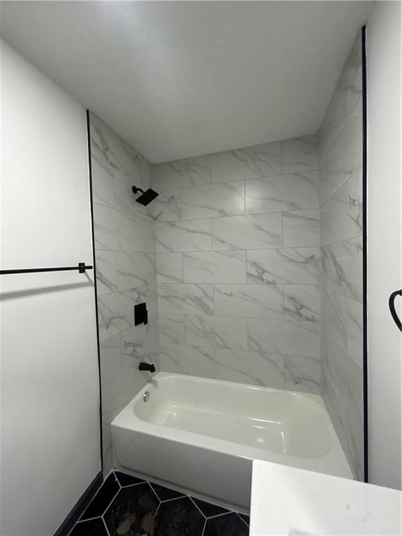 3408 E 72nd Street — photo 10