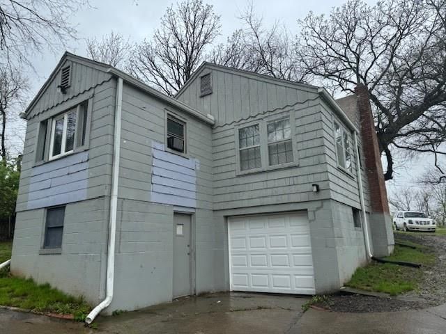 6800 Blue Parkway — photo 3