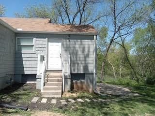 6800 Blue Parkway — photo 4
