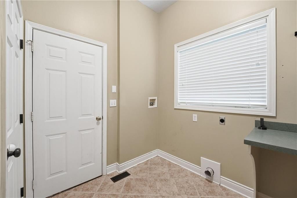 11911 Noland Street — photo 31