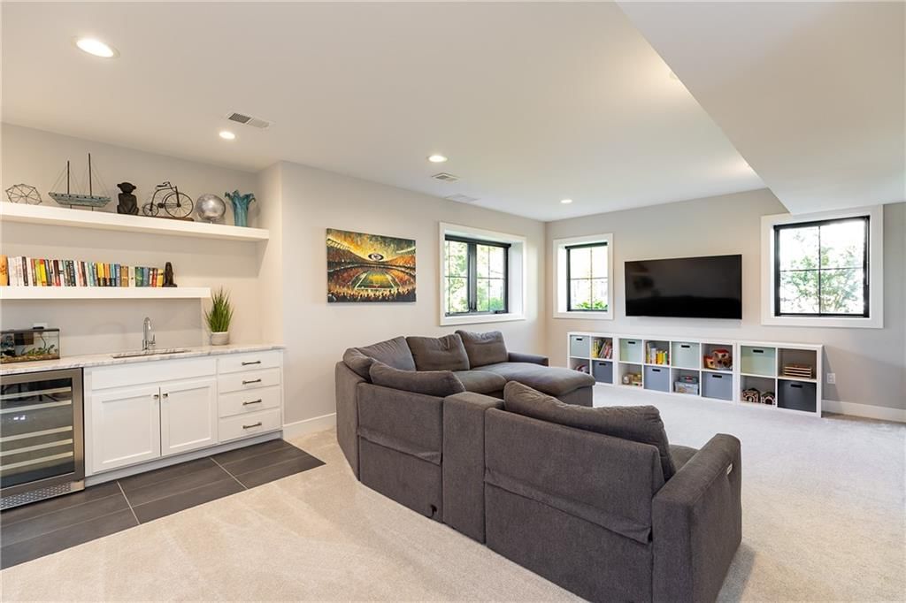 7404 Fontana Street — photo 32