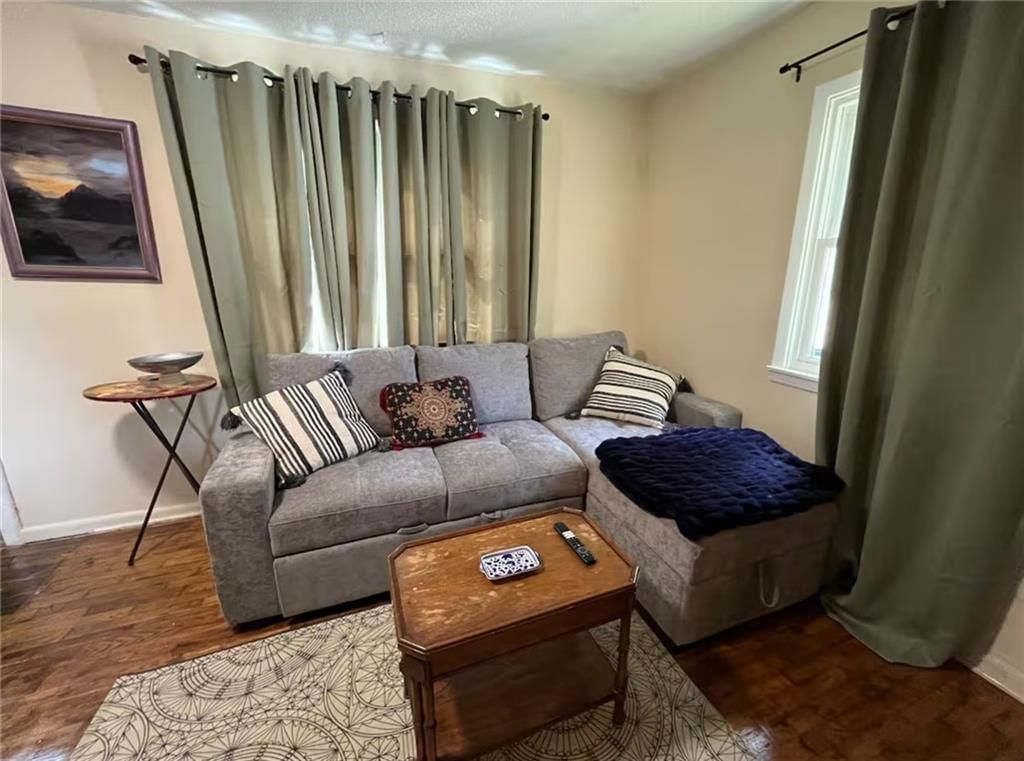 303 Mcgoodwin Avenue — photo 9