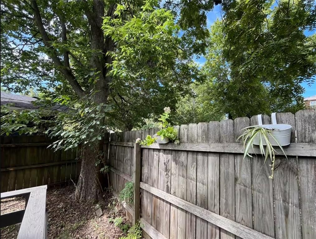 303 Mcgoodwin Avenue — photo 20