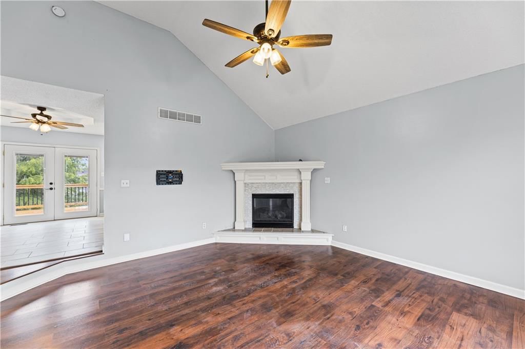 16400 Speaker Avenue — photo 6