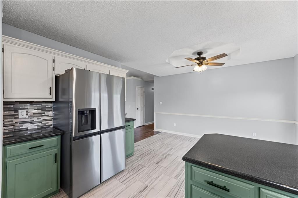 16400 Speaker Avenue — photo 11