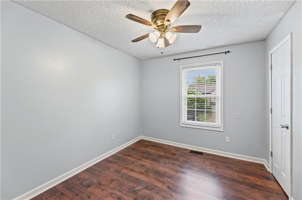 16400 Speaker Avenue — photo 19
