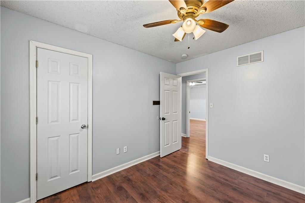 16400 Speaker Avenue — photo 20