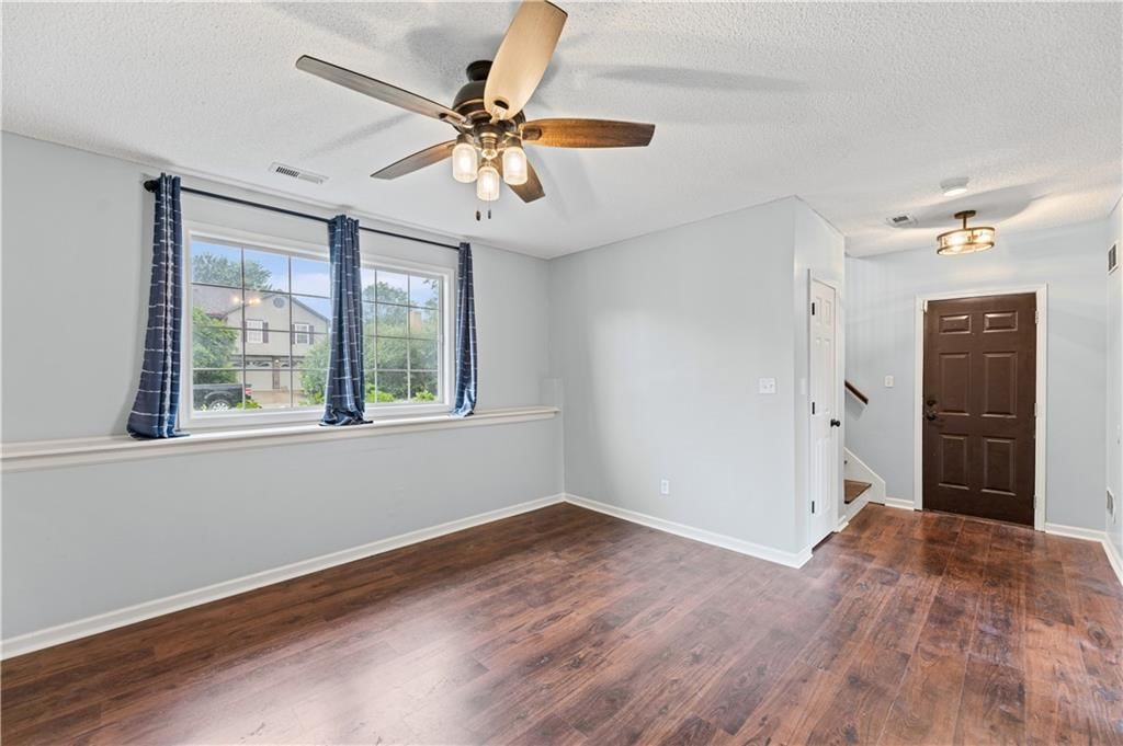 16400 Speaker Avenue — photo 23