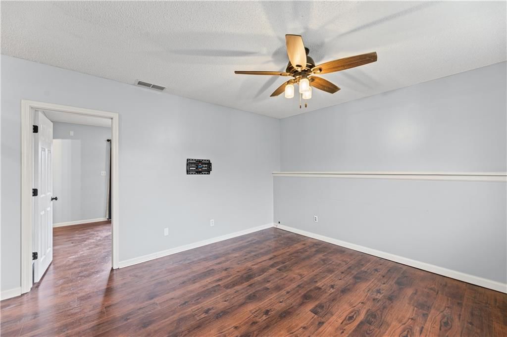 16400 Speaker Avenue — photo 24