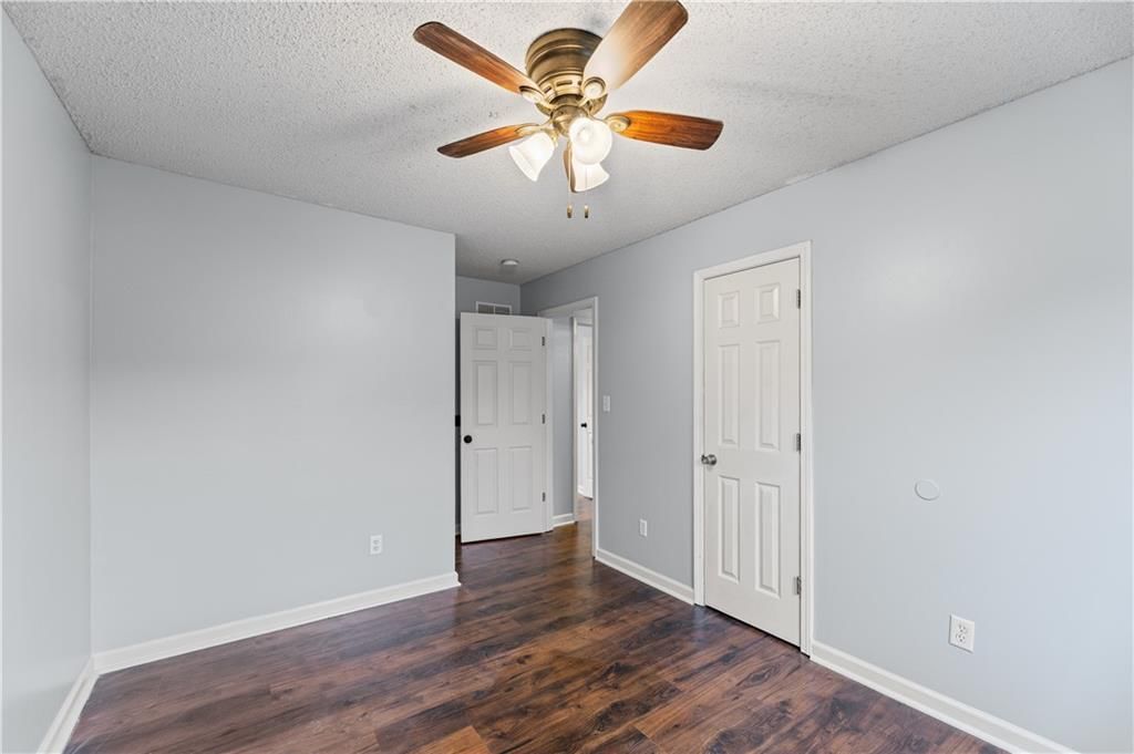 16400 Speaker Avenue — photo 29