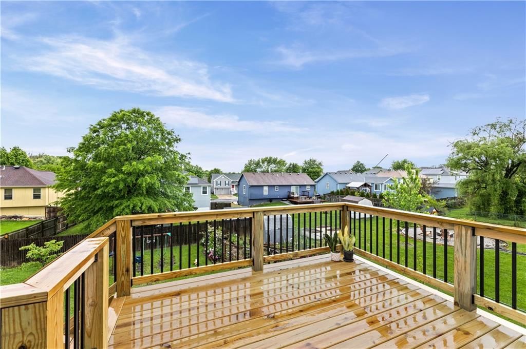 16400 Speaker Avenue — photo 32