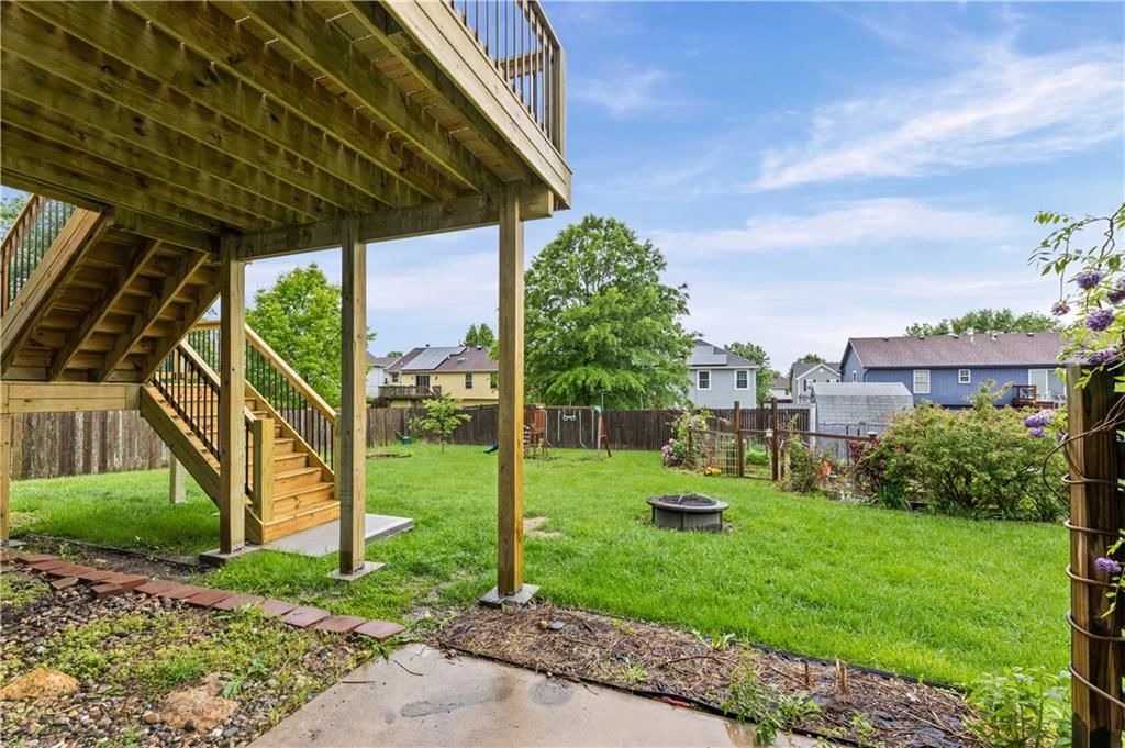 16400 Speaker Avenue — photo 34