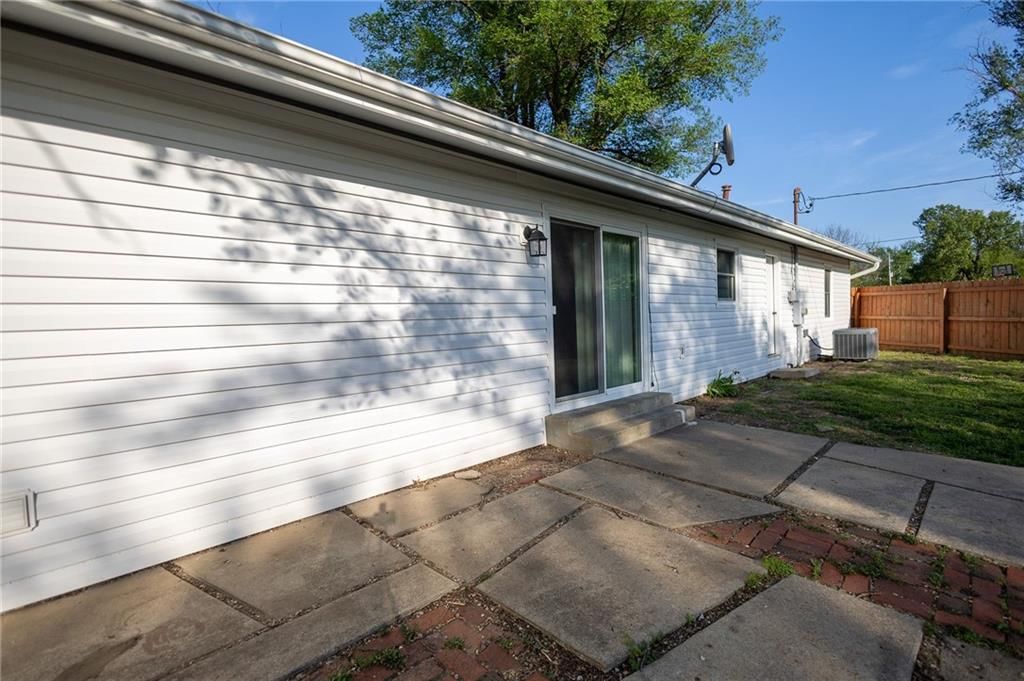 2411 Grand Lane — photo 9