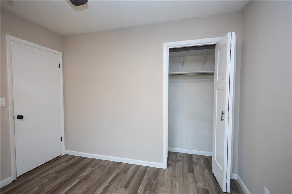 2411 Grand Lane — photo 31