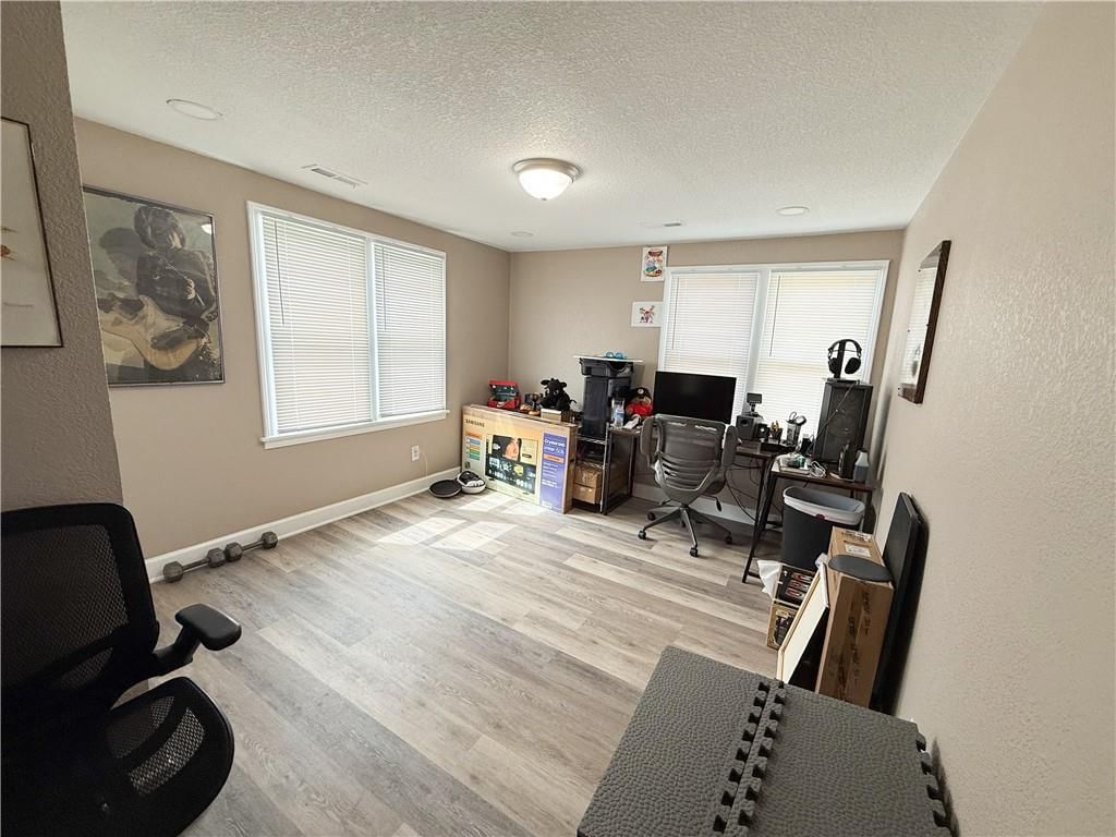 210 S Franklin Street — photo 11