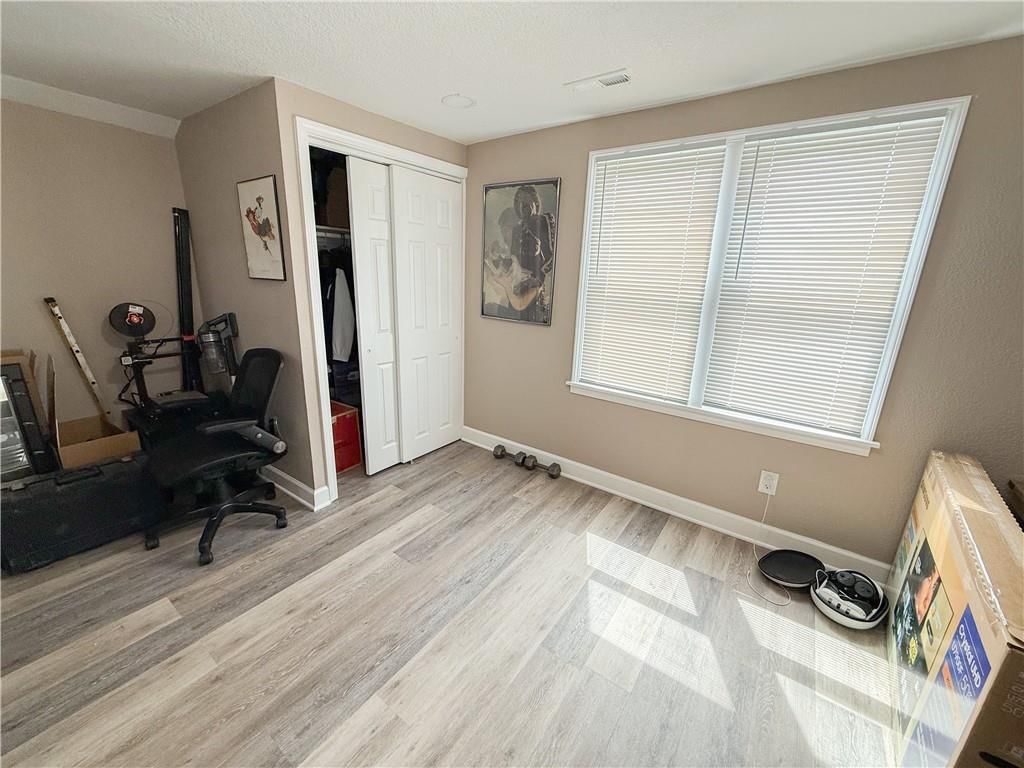 210 S Franklin Street — photo 13