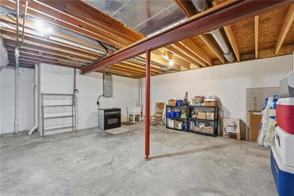 6520 Malcolm Lake Road — photo 41