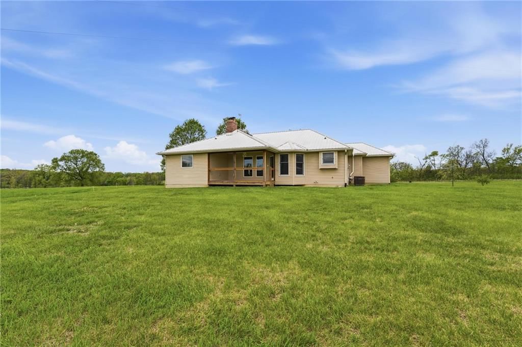 6520 Malcolm Lake Road — photo 45