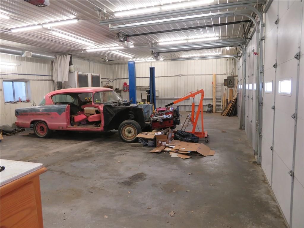 106 W Lake Street — photo 14