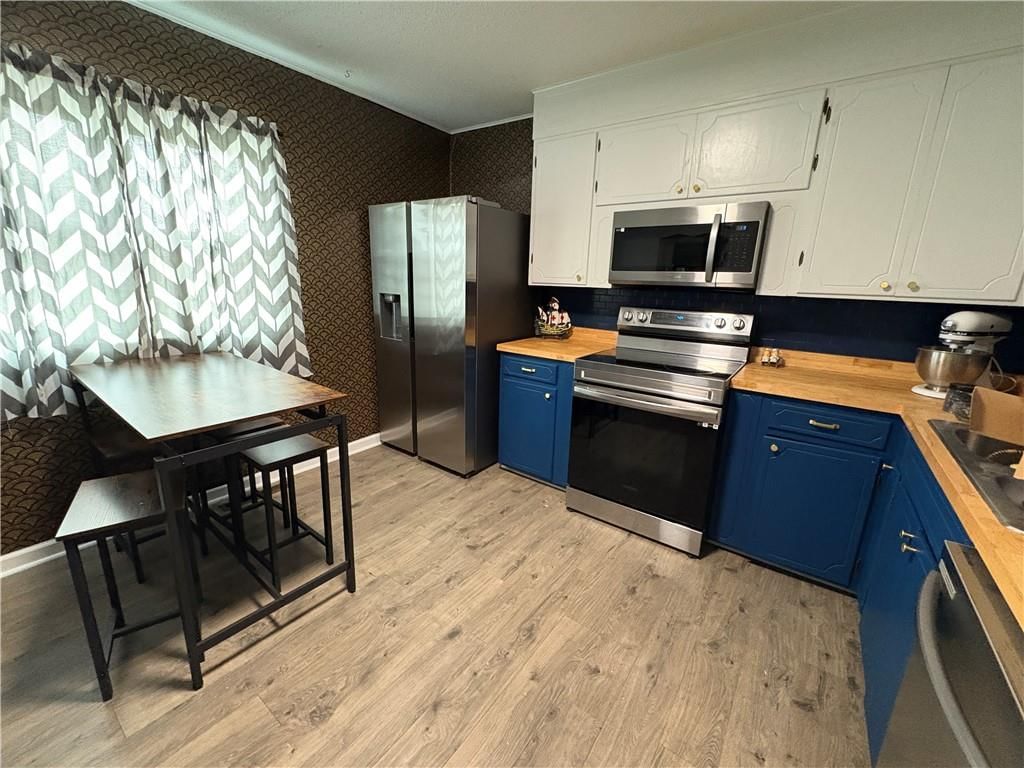 457 E Market Street — photo 23