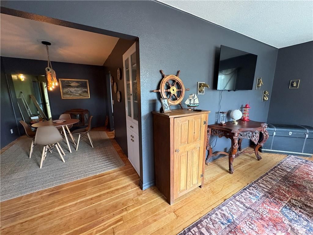457 E Market Street — photo 27