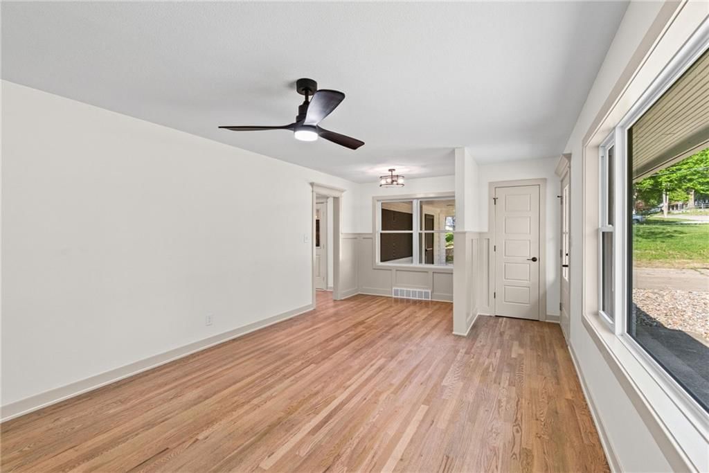 405 W 6th Street — photo 9