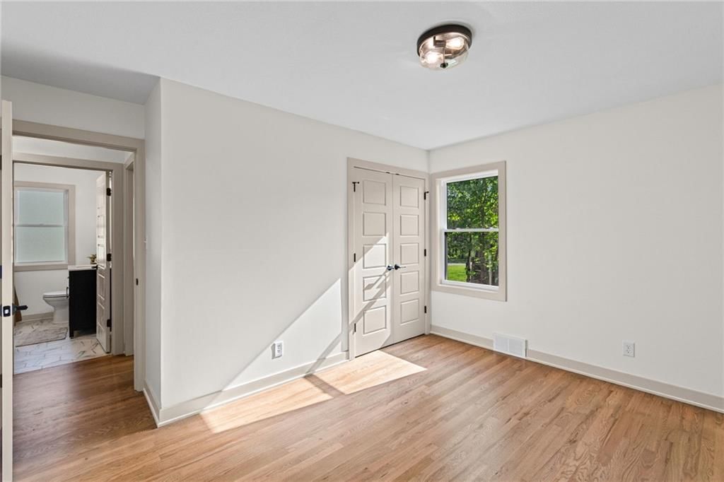 405 W 6th Street — photo 20
