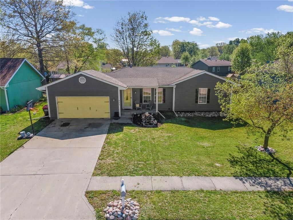 615 Woodson Street — photo 1