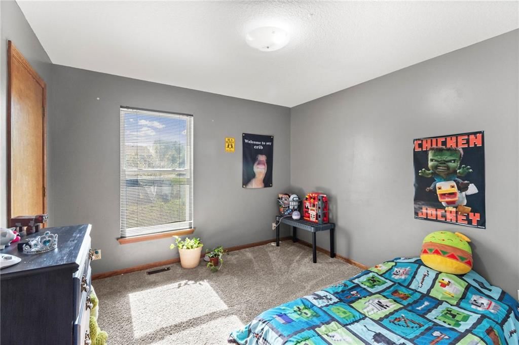 615 Woodson Street — photo 3