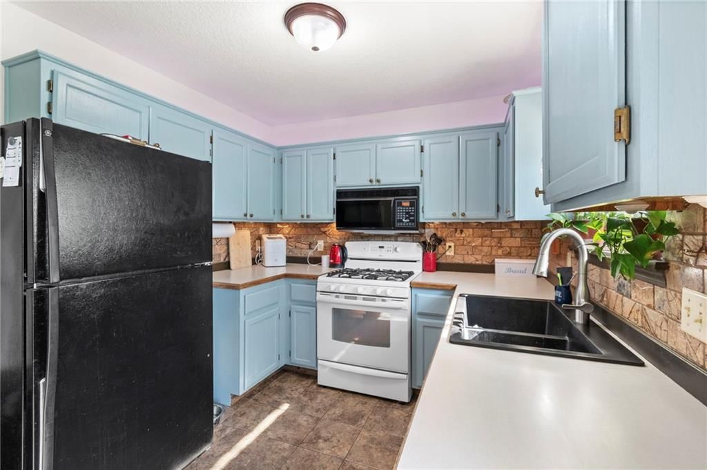 615 Woodson Street — photo 17