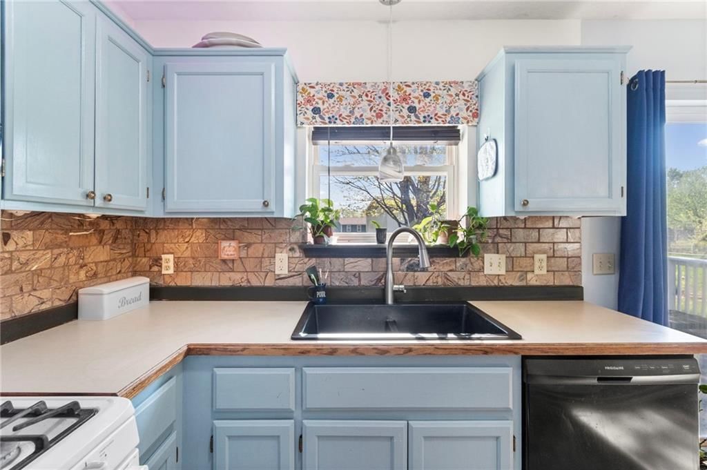 615 Woodson Street — photo 18