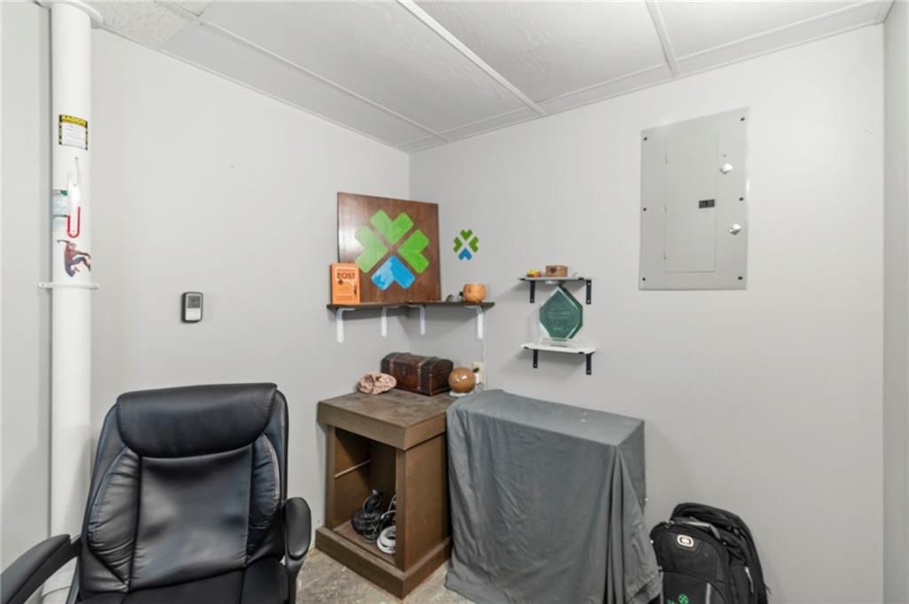 615 Woodson Street — photo 25