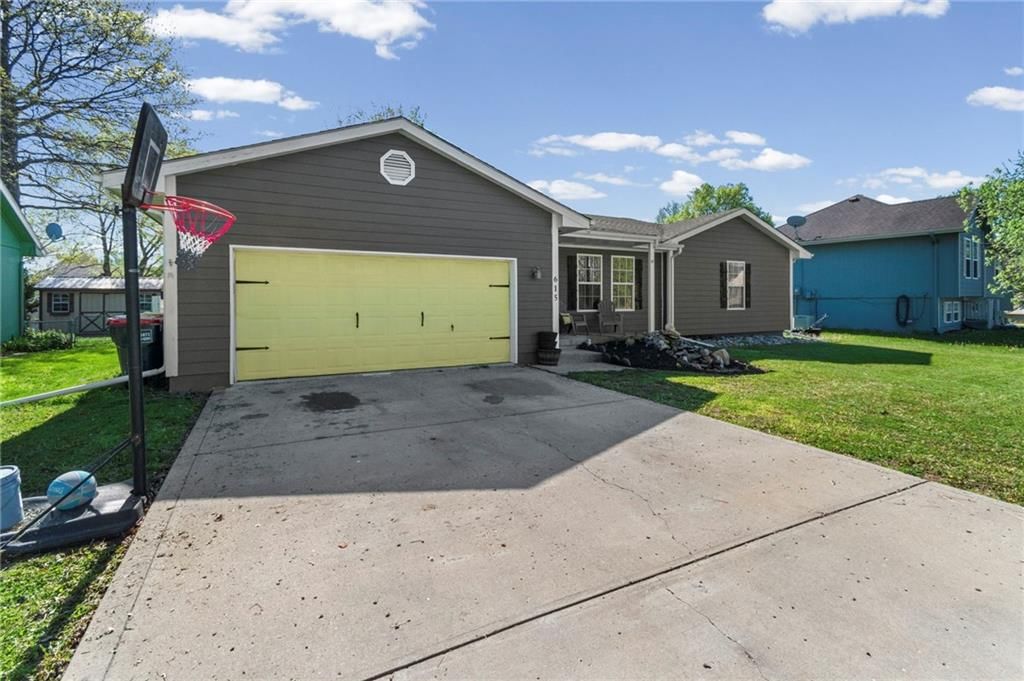 615 Woodson Street — photo 31