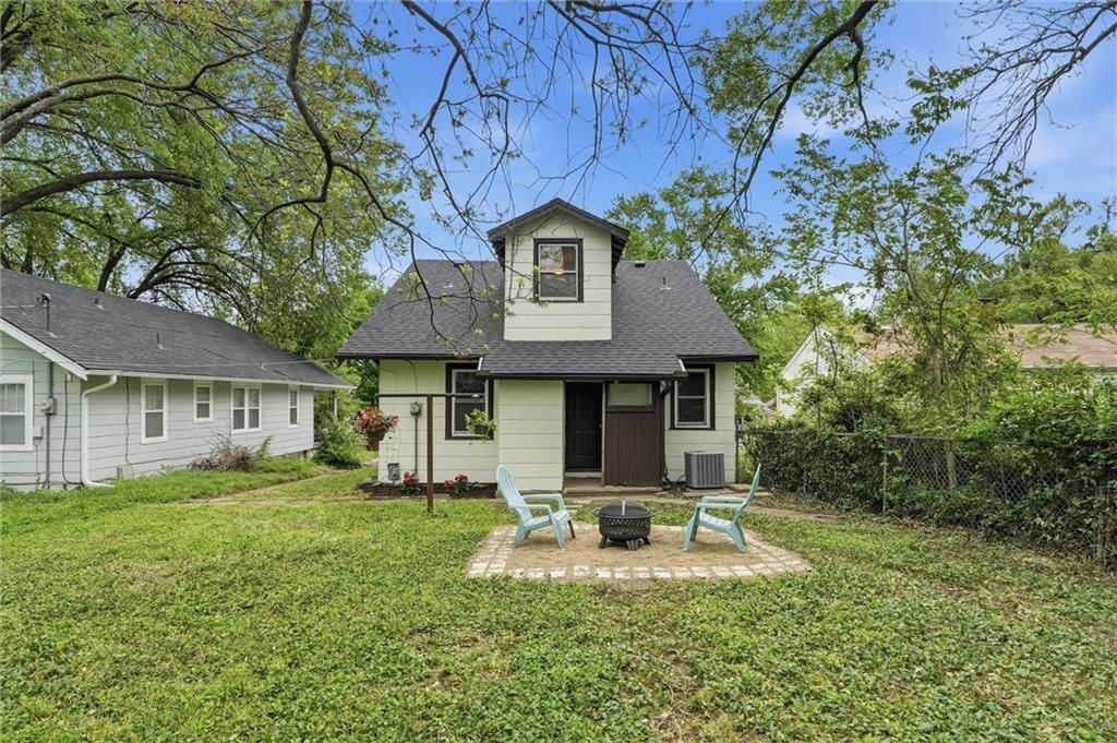 6112 Tracy Avenue — photo 31
