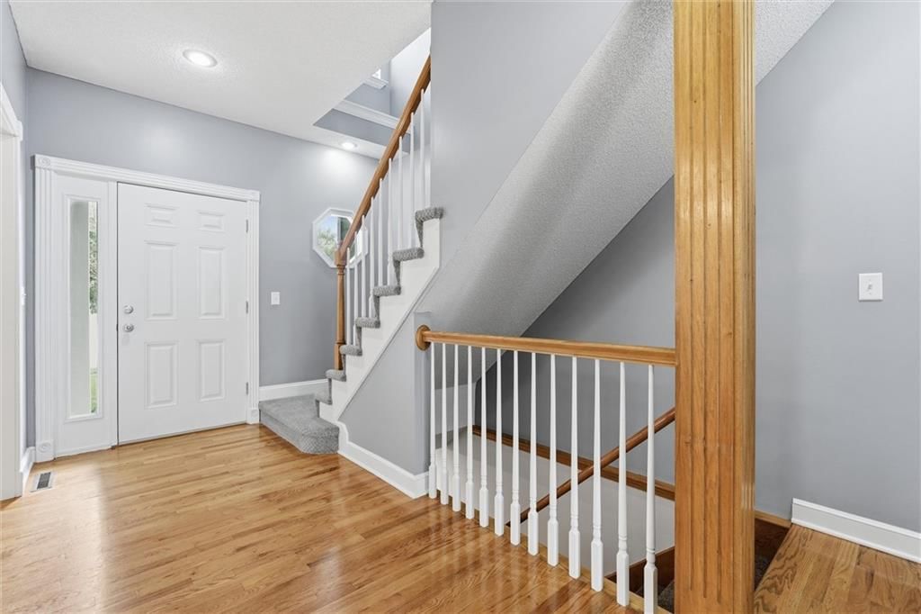 905 Paw Paw Lane — photo 13